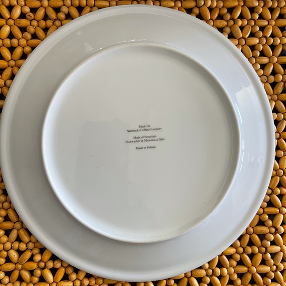 Starbucks Dining Rare 2 Starbucks Dinner Plates Made In Poland